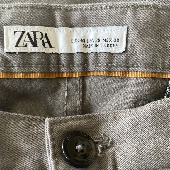Zara Men's grey flat front slim fit cotton pants - Picture 3 of 8